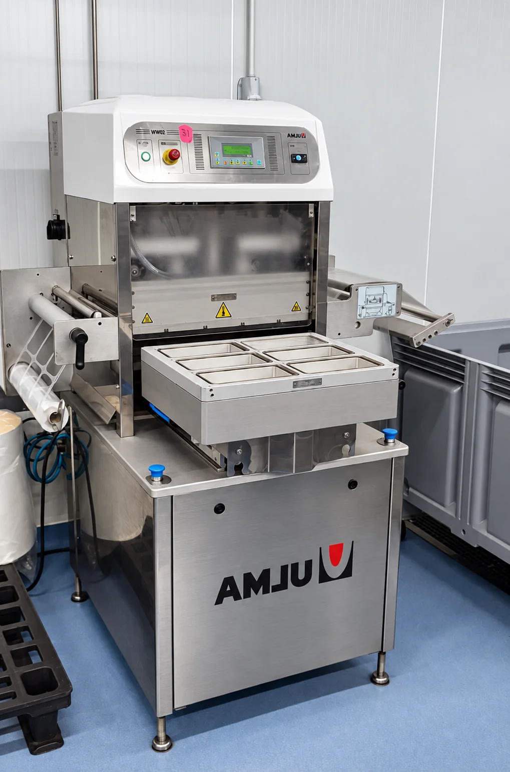 Packaging equipment at the MY SUSHI facility